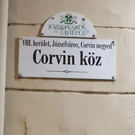 Corvin * بودابست